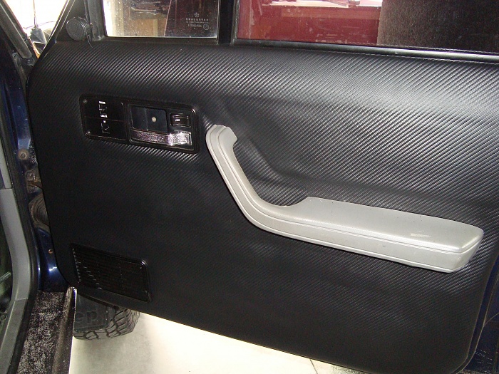 Any one have any custome wraped head liners?-door-panel.jpg