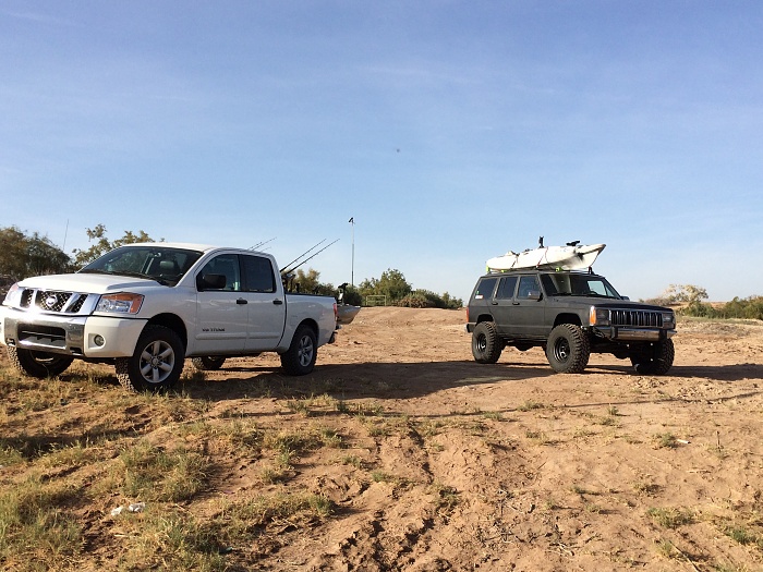 Anyone carry kayaks on their xj's?-image.jpg