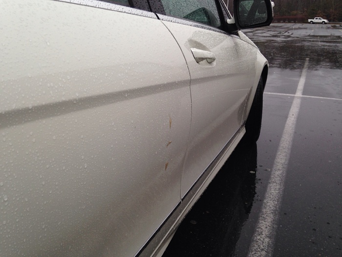 Door hit a car-image-2647064301.jpg