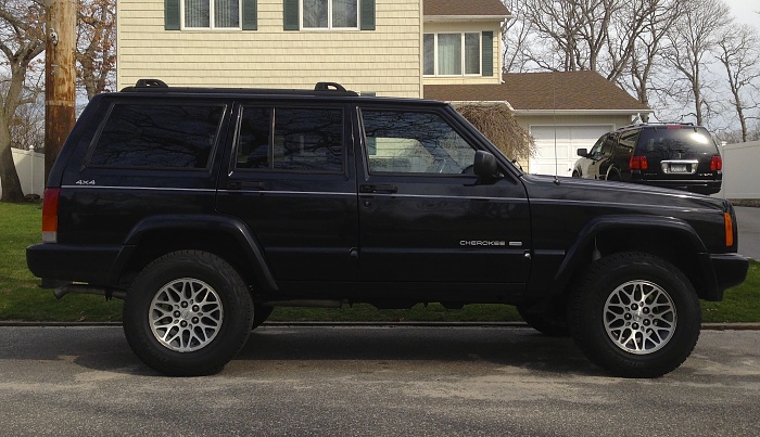 Will my XJ even look lifted with a 2&quot; kit?-2-22-lift.jpg