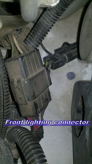 Headlights wont work!! HELP!!-10-pin-lighting-connector.jpg