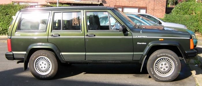 post the favorite picture of your jeep.-img_0188_1.jpg