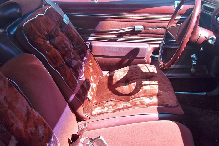 Seats ?!?!-pillow-top-seats.jpg