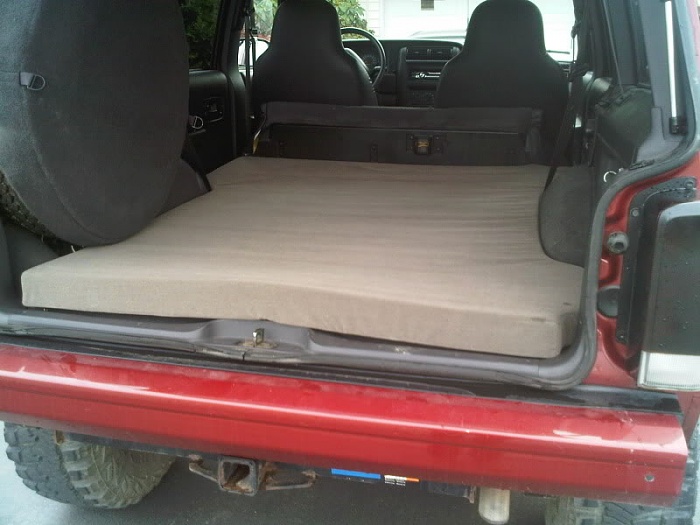 Sleeper cab?-img00021-20100917-1730-1.jpg
