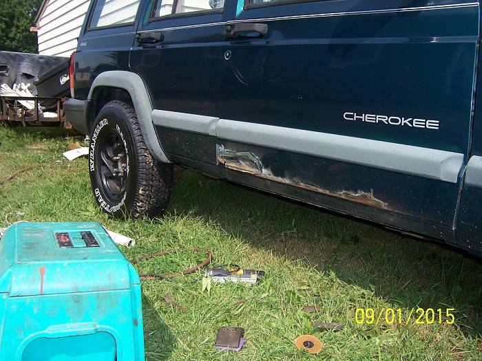 Went a little insane and chopped part of my door skin off-100_6130.jpg