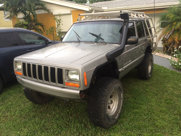 People who think their XJ is gold..-image-2034908881.png