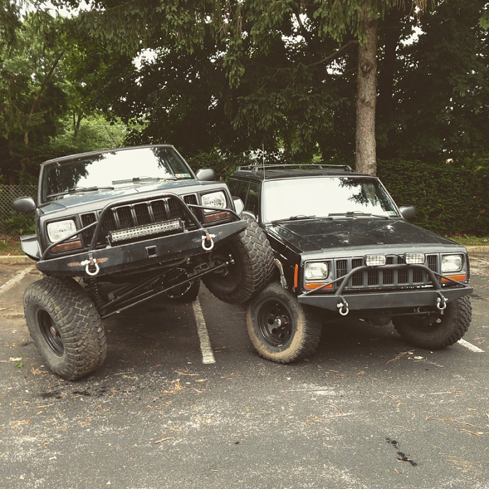 Cherokees Parked on Stuff-image-279285043.jpg