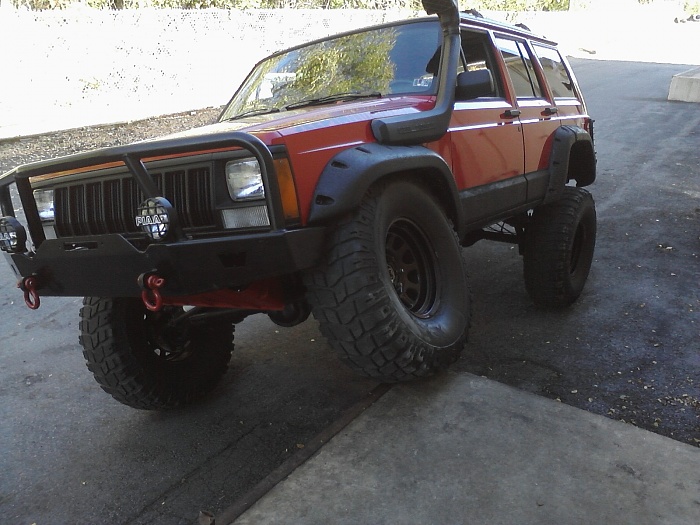 Goofin off behind autozone-011.jpg