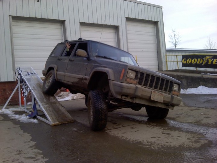 post the favorite picture of your jeep.-26236_1347488240098_1018054654_1056380_4100686_n.jpg