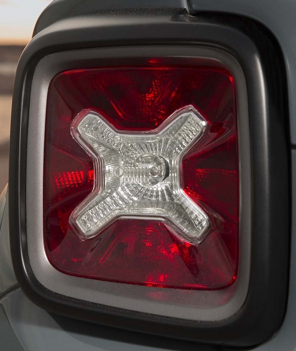 Comanche Concept (Redesign) Inputs!-2015-jeep-renegade-trailhawk-taillight.jpg
