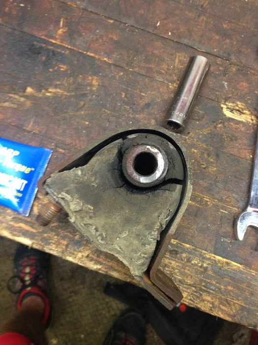 Where to buy OEM XJ 4.0 Left and Right Motor Mounts-image.jpeg