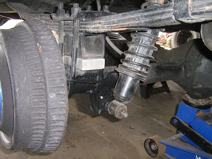 Lets see some coilover/ORI/airshock set ups!-img_2074.jpg