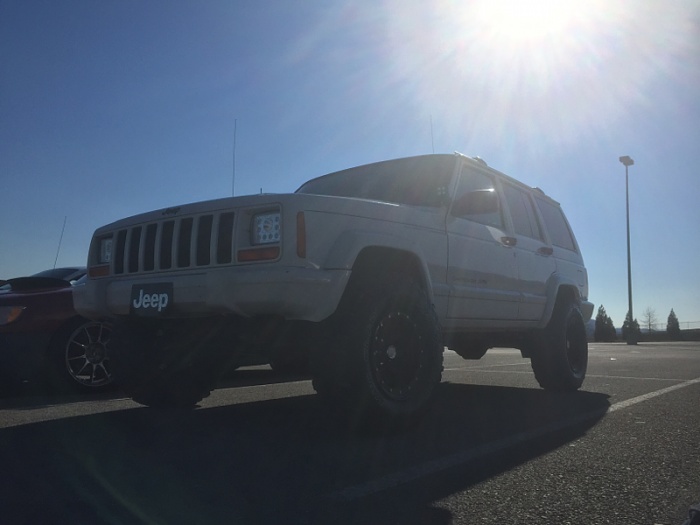 Let's see your XJ's with 1-2&quot; lift-image-711517265.jpg