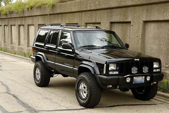 Tires/Wheels that look close to this? New XJ-jeep-model.jpg