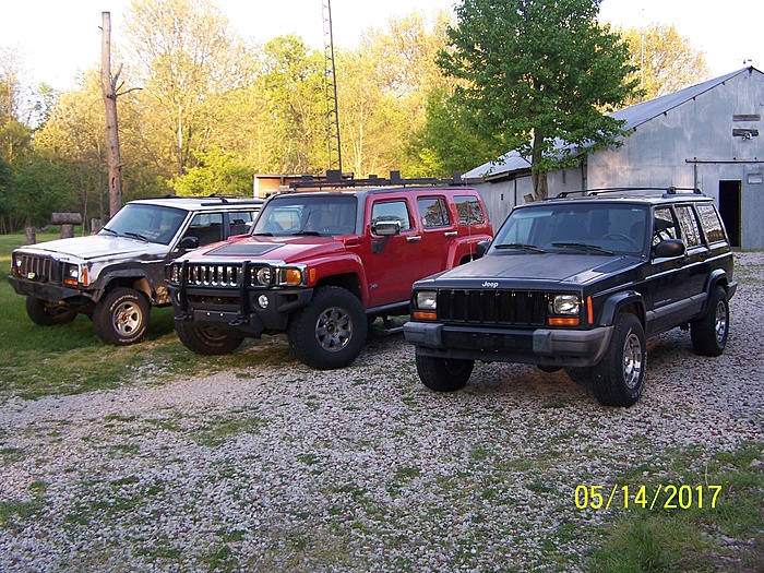 post the favorite picture of your jeep.-fleet.jpg