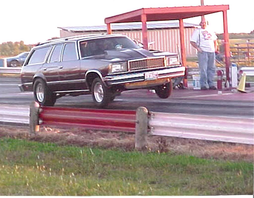 Name: MalibuWagon001_zpsb11faa30.jpg
Views: 58
Size: 99.4 KB