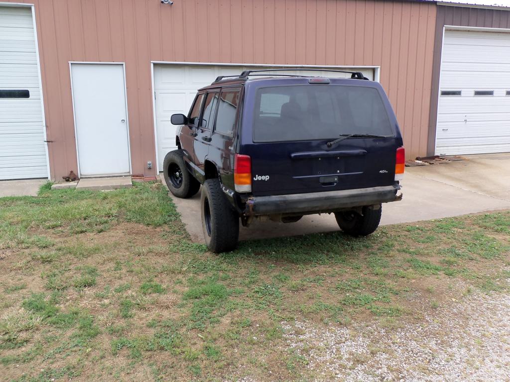 Name: 1999JeepXJ007_zpsed89e8fe.jpg
Views: 65
Size: 152.2 KB