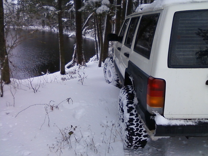 Pics of XJ in rare deep December NC snow-jeep-snow-018.jpg