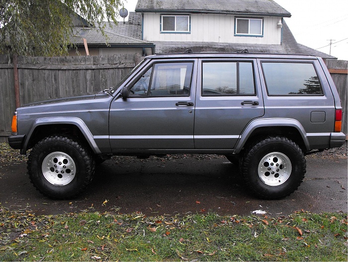 Silver jeep thread-shrink-jeep.jpg