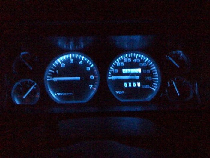 Face lift (kinda)-dash-lights.jpg