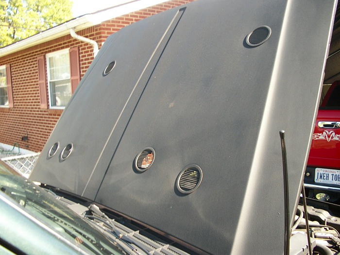 hingeless hood vent-jeep-stuff-10-11-10-053.jpg