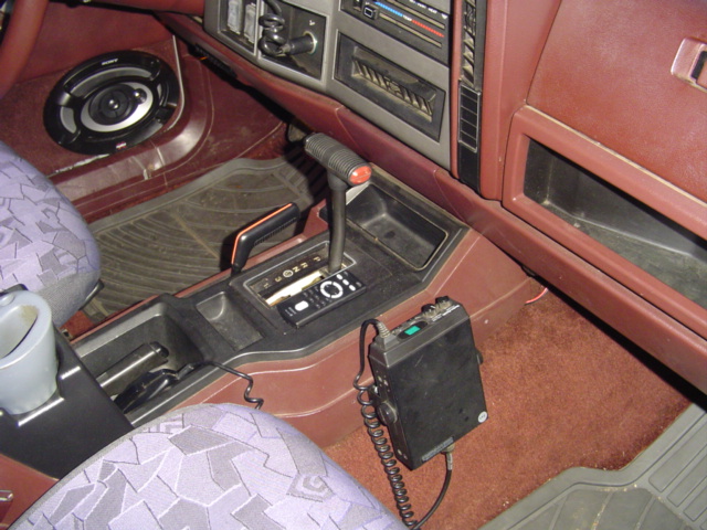 where did you mount your CB Radio-018.jpg