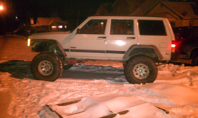 98 cherokee lifted on 35s-forumrunner_20110123_194513.jpg