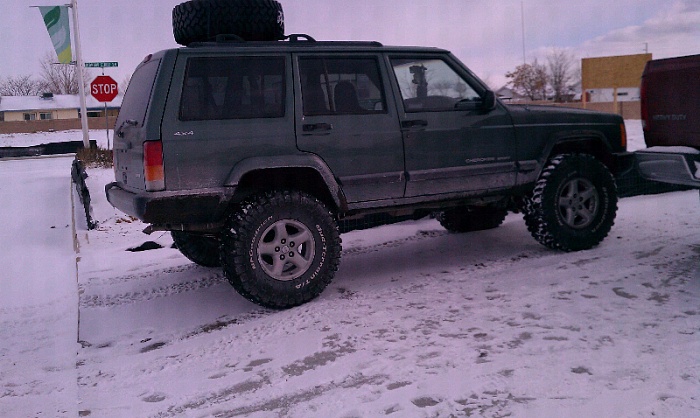 Pic request (4.5", 33s and flat flares)-forumrunner_20110202_164715.jpg