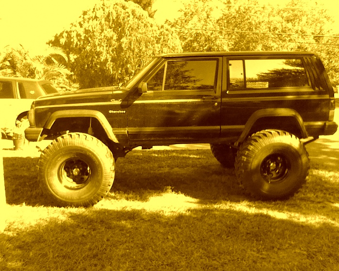 How rare are 2 door 4x4?-1205101345a_208032.jpg