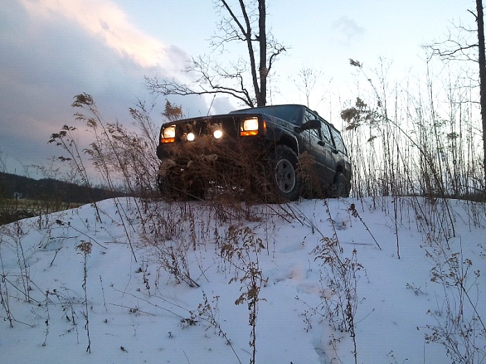 post the favorite picture of your jeep.-forumrunner_20110216_205351.jpg