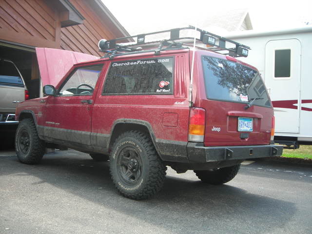 Name:  jeepchillencherrybombvid003.jpg
Views: 271
Size:  46.7 KB
