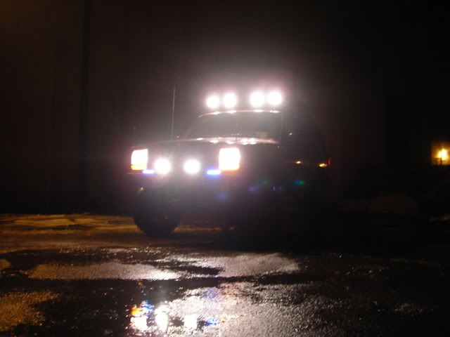 Name:  jeepsnowyflex6169.jpg
Views: 73
Size:  31.9 KB