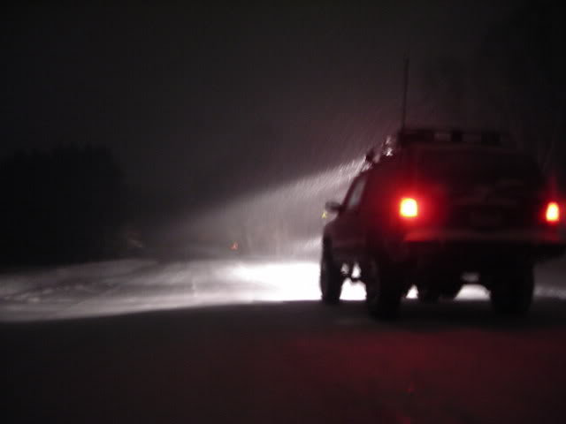 Name:  jeeplightsroofnewsnow069.jpg
Views: 28
Size:  16.4 KB