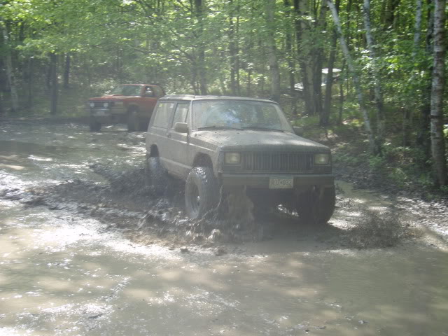 Name: 05-21-09jeepdresser009.jpg
Views: 77
Size: 84.0 KB