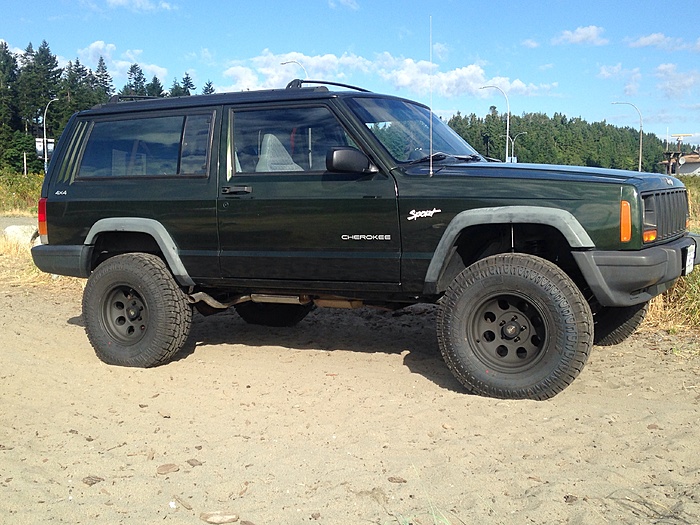 post the favorite picture of your jeep.-cherokee.jpg