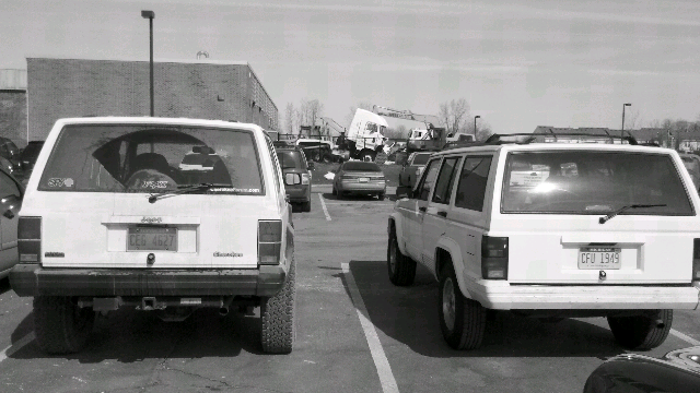 Your XJ Parked Next to a Stock Xj Picture Thread!-forumrunner_20110308_192911.jpg