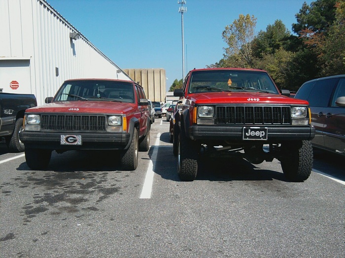 Your XJ Parked Next to a Stock Xj Picture Thread!-mms_picture-2-.jpg