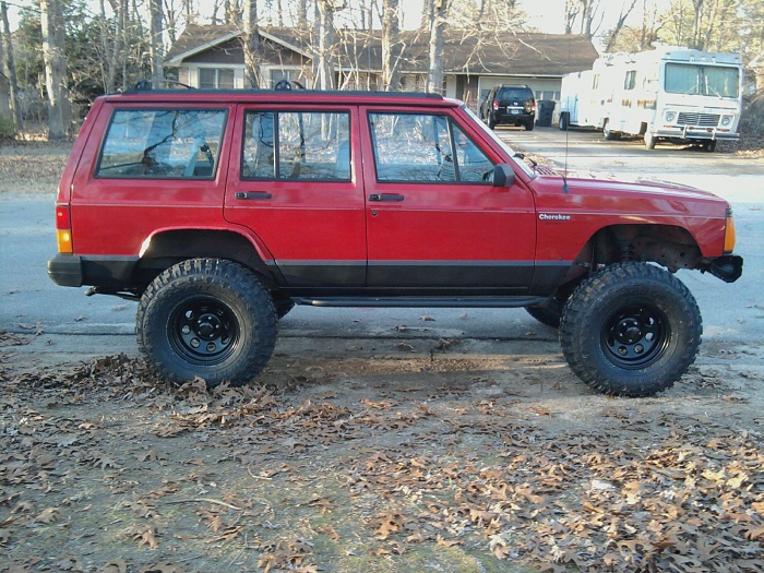 Red XJ. U can see it from a mile away-mms_picture-7-.jpg