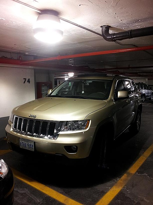 2012 Laredo X-lg1vo.jpg