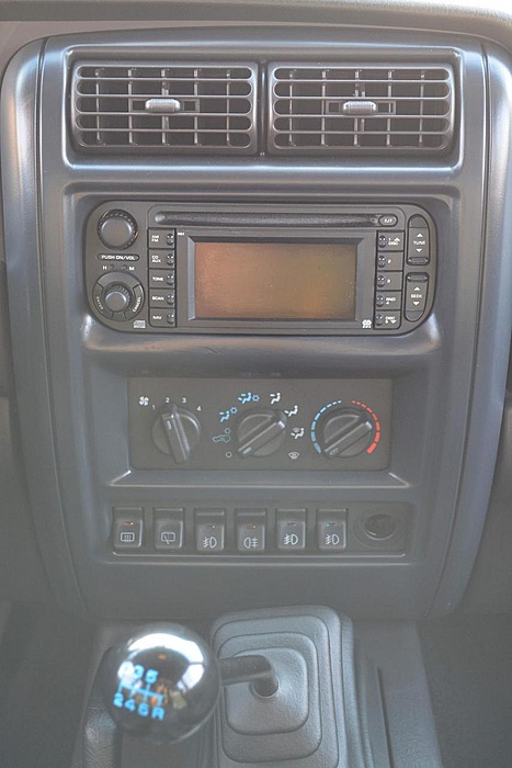 Custom interior-6fs11y7.jpg