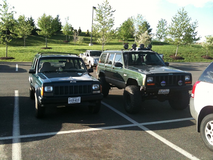 Your XJ Parked Next to a Stock Xj Picture Thread!-image-1682588759.jpg