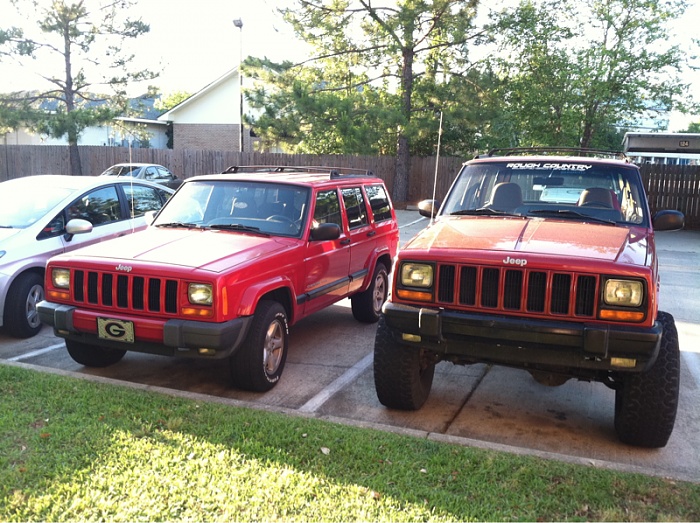 Your XJ Parked Next to a Stock Xj Picture Thread!-image-2297871940.jpg