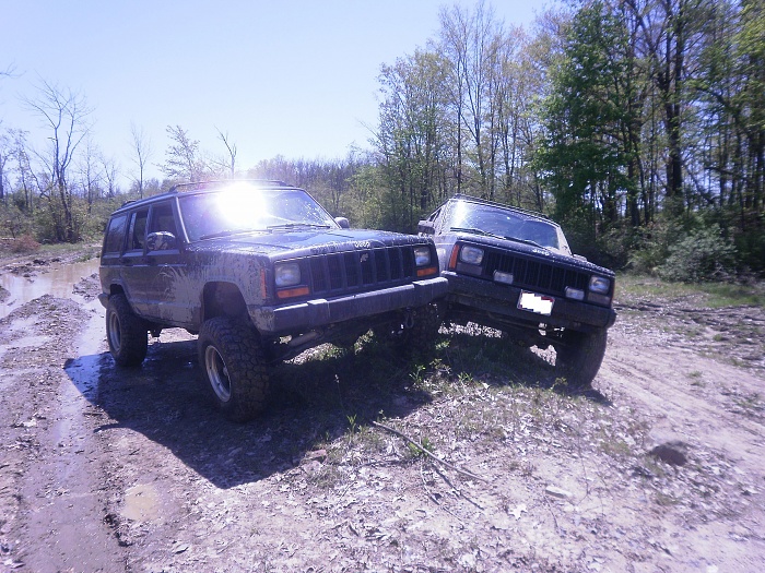 Give me a pic of your 3&quot; lifted rig...offfroad-pose2.jpg