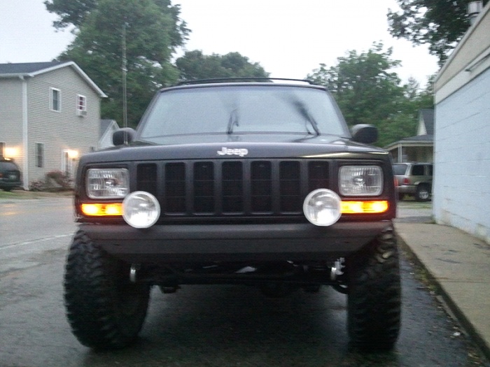 Lets see some Light setups (front/back/side) light bars and other light mounts!!-forumrunner_20110529_235301.jpg