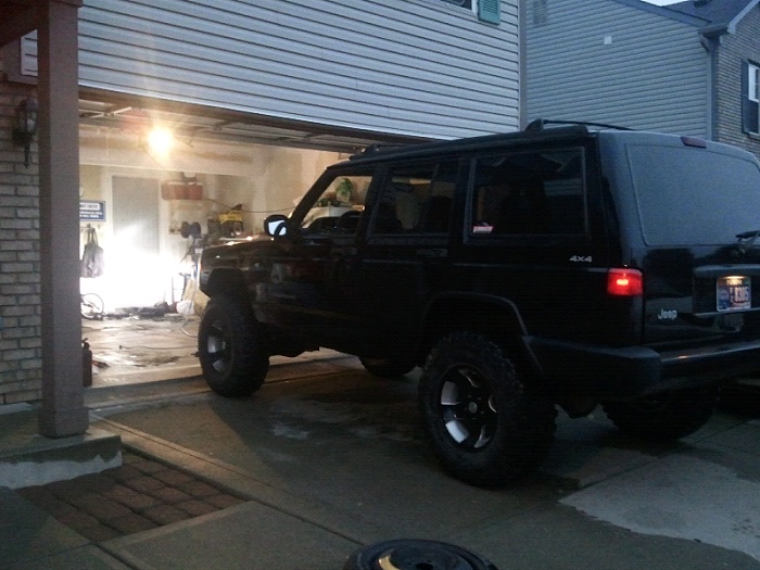 Lets see some Light setups (front/back/side) light bars and other light mounts!!-forumrunner_20110529_235323.jpg