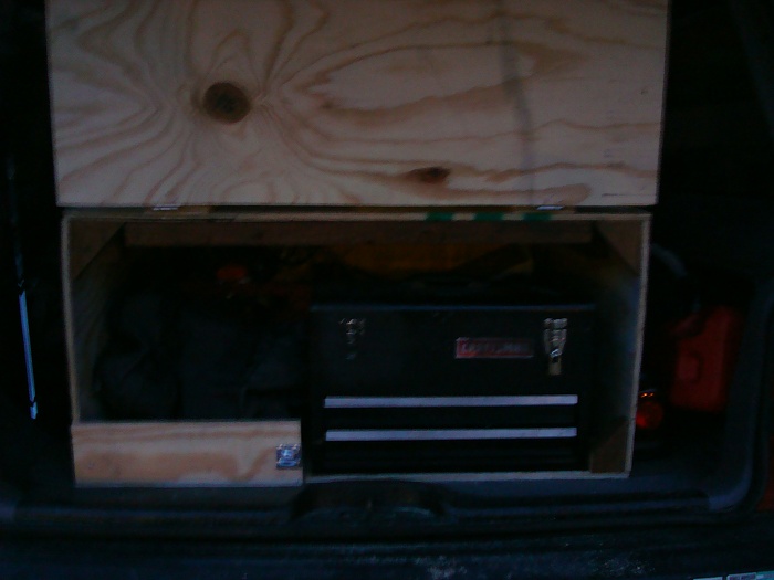 Cherokee storage compartments-dsc01487.jpg