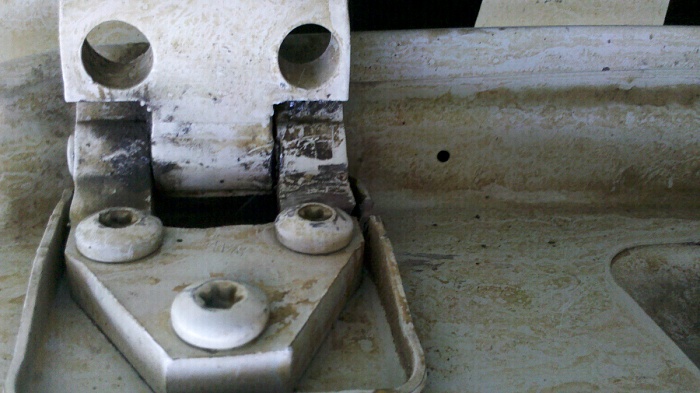 Help with door removable mod-forumrunner_20110610_123303.jpg