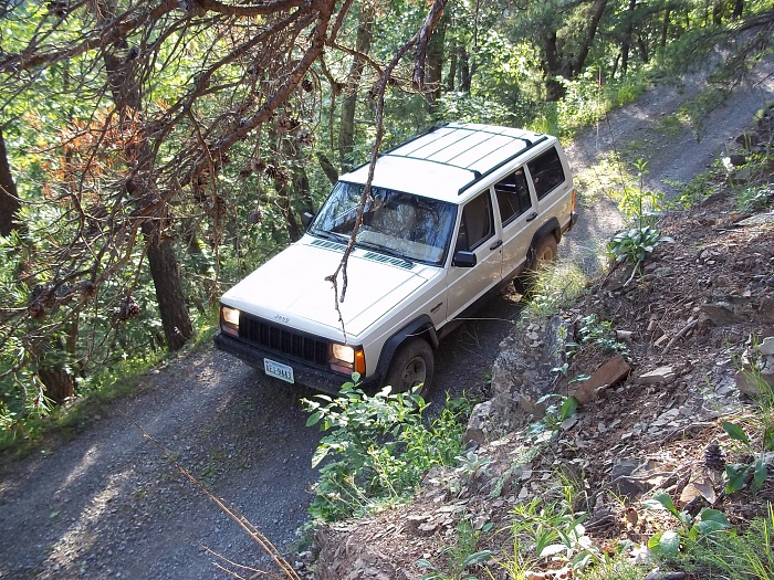 post the favorite picture of your jeep.-066.jpg