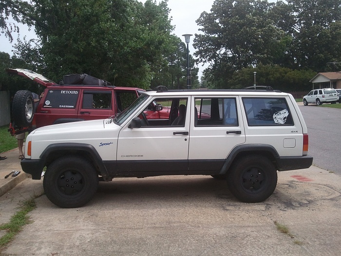 What did you do to your Cherokee today?-2011-06-24-11.05.00.jpg