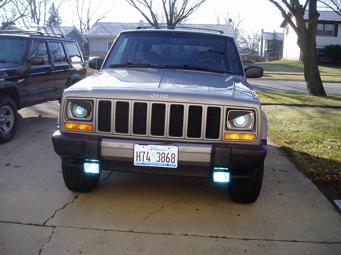 Angry eyes head lights How to?-pb280015.jpg